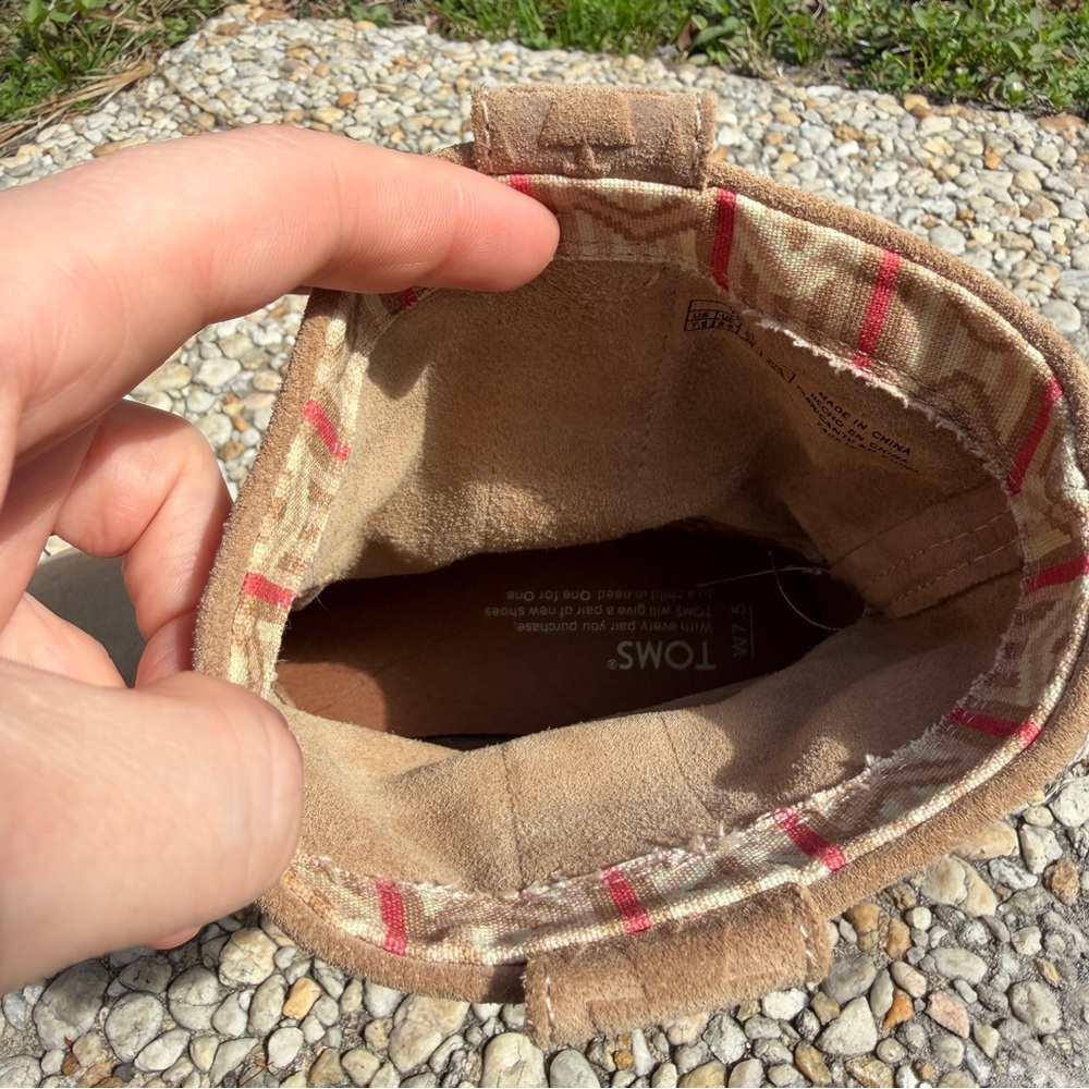 Toms Tan Suede Ankle Booties - Picture 8 of 16